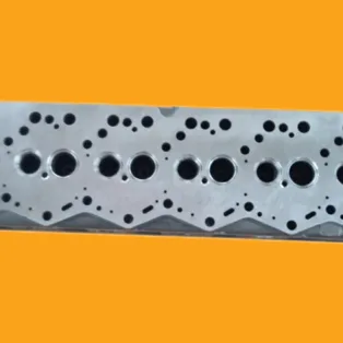 Cylinder Head 6138-12-1100 for KOMATSU Diesel 6D110