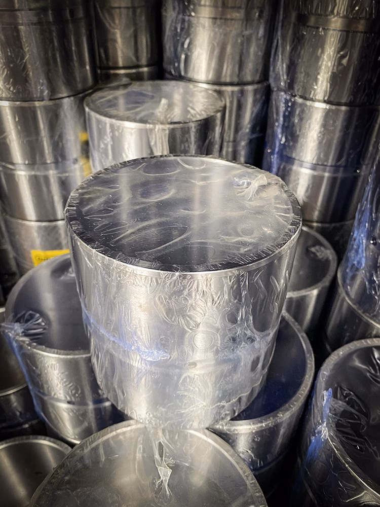 1v8241 Internal Diameter Sleeve Bearing Suitable for Heavy Equipment