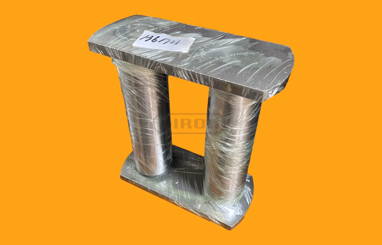 1361711 Linkage Pin Suitable for Heavy Equipment